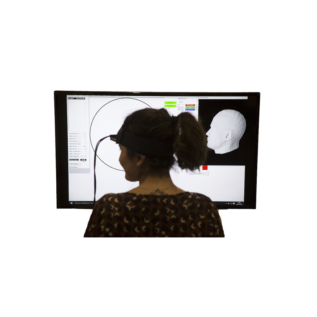 Fisiocomputer-MOVESCAN-Proprioception-3D-and-Test-Rom-Cervical-Rotation-Electromedical-for-Physiotherapy Movescan. Proprioception 3D, tests ROM et rééducation